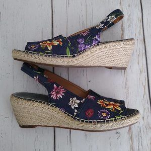 Clarks Floral Slingback Wedge Espadrilles 7.5